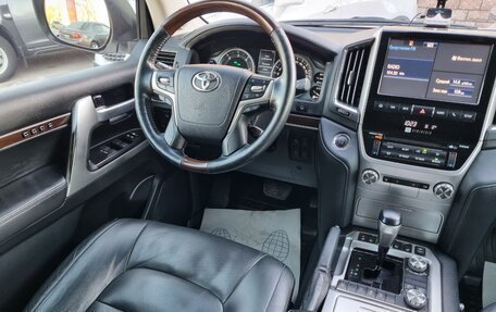 Toyota Land Cruiser 200, 2016 год, 6 700 000 рублей, 16 фотография