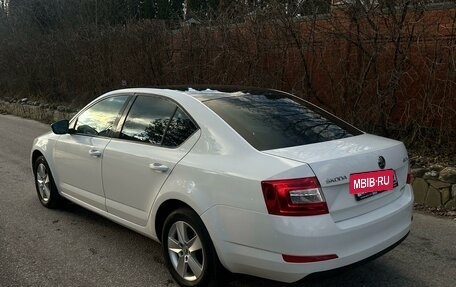 Skoda Octavia, 2015 год, 1 570 000 рублей, 2 фотография