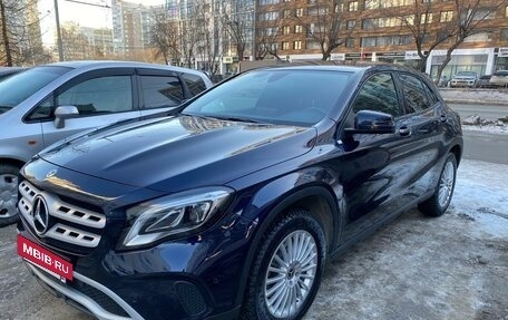 Mercedes-Benz GLA, 2018 год, 2 800 000 рублей, 2 фотография