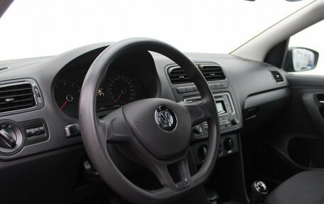 Volkswagen Polo VI (EU Market), 2015 год, 960 000 рублей, 17 фотография