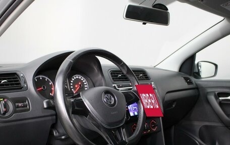 Volkswagen Polo VI (EU Market), 2017 год, 1 130 000 рублей, 7 фотография