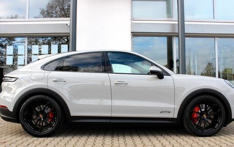 Porsche Cayenne III, 2024 год, 25 790 000 рублей, 4 фотография