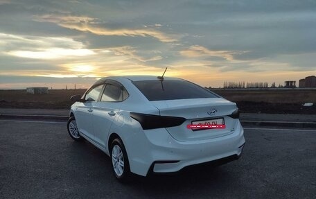 Hyundai Solaris II рестайлинг, 2019 год, 1 300 000 рублей, 9 фотография