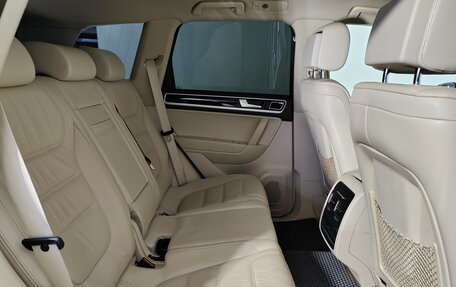 Volkswagen Touareg III, 2013 год, 2 700 000 рублей, 14 фотография