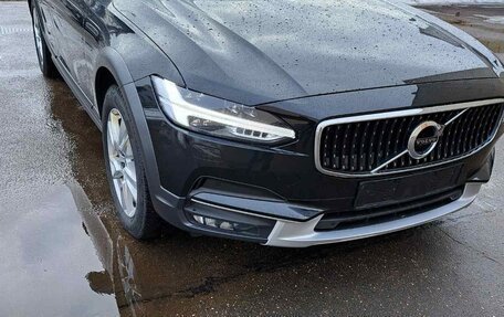 Volvo V90 Cross Country I рестайлинг, 2020 год, 3 990 000 рублей, 1 фотография