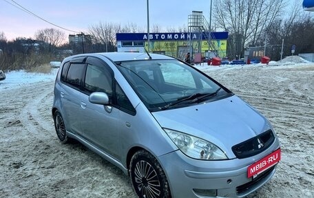 Mitsubishi Colt VI рестайлинг, 2003 год, 410 000 рублей, 3 фотография