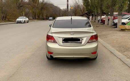 Hyundai Solaris II рестайлинг, 2011 год, 495 000 рублей, 4 фотография