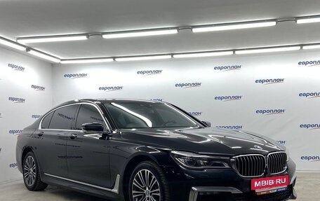 BMW 7 серия, 2016 год, 4 100 000 рублей, 2 фотография