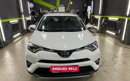 Toyota RAV4, 2019 год, 2 999 777 рублей, 4 фотография