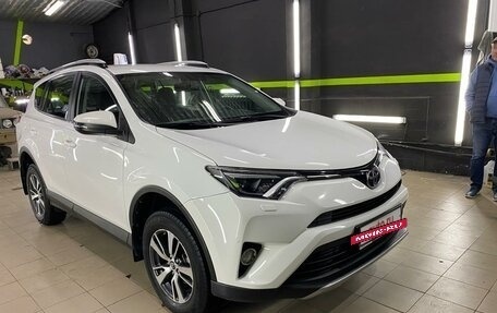 Toyota RAV4, 2019 год, 2 999 777 рублей, 3 фотография