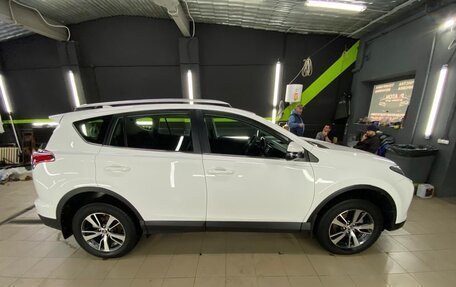 Toyota RAV4, 2019 год, 2 999 777 рублей, 10 фотография