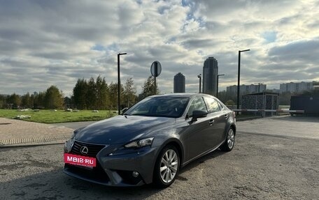 Lexus IS III, 2013 год, 2 350 000 рублей, 3 фотография