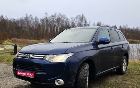 Mitsubishi Outlander III рестайлинг 3, 2014 год, 1 675 000 рублей, 1 фотография