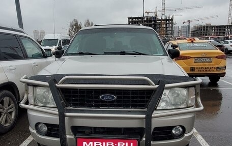 Ford Explorer III, 2004 год, 649 000 рублей, 2 фотография