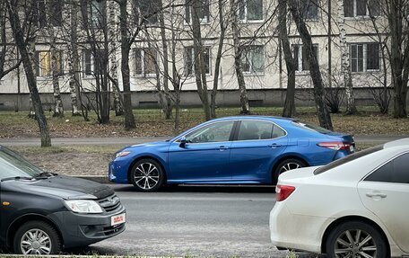 Toyota Camry, 2018 год, 2 300 000 рублей, 19 фотография