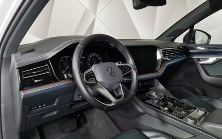 Volkswagen Touareg III, 2021 год, 7 555 000 рублей, 14 фотография