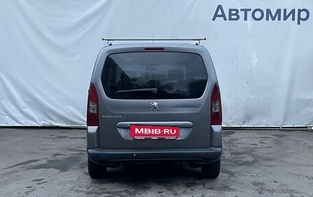 Peugeot Partner II рестайлинг 2, 2011 год, 750 000 рублей, 6 фотография