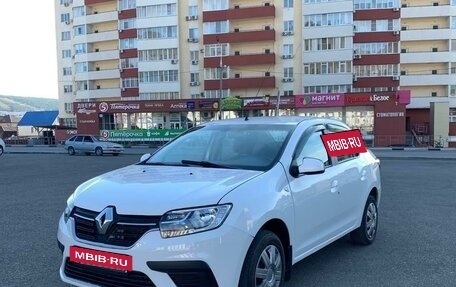 Renault Logan II, 2020 год, 900 000 рублей, 5 фотография