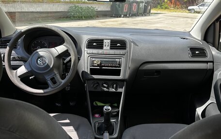 Volkswagen Polo VI (EU Market), 2011 год, 750 000 рублей, 6 фотография