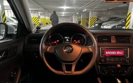 Volkswagen Jetta VI, 2015 год, 1 030 000 рублей, 14 фотография