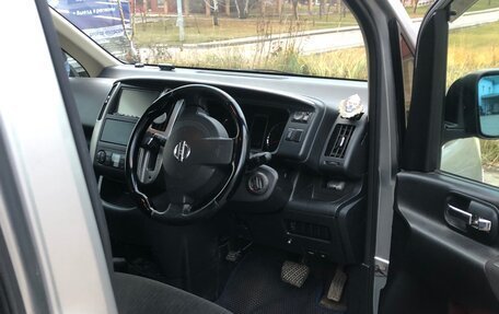 Nissan Serena III, 2010 год, 1 270 000 рублей, 18 фотография