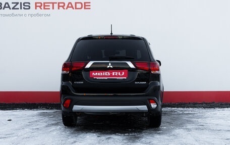 Mitsubishi Outlander III рестайлинг 3, 2015 год, 2 050 000 рублей, 6 фотография