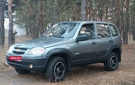 Chevrolet Niva I рестайлинг, 2012 год, 665 000 рублей, 4 фотография