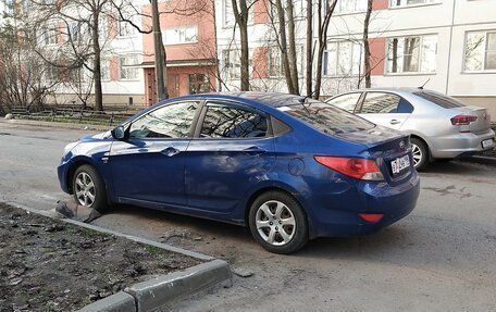 Hyundai Solaris II рестайлинг, 2012 год, 500 000 рублей, 4 фотография