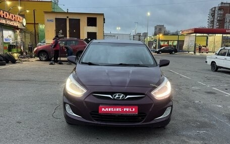 Hyundai Solaris II рестайлинг, 2013 год, 620 000 рублей, 1 фотография