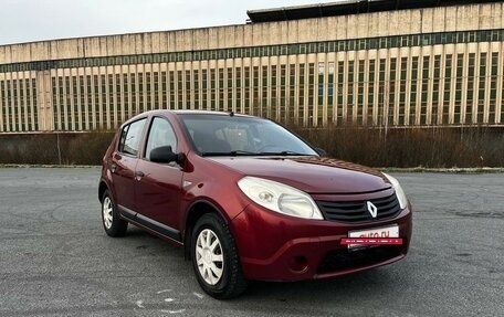 Renault Sandero I, 2012 год, 495 000 рублей, 2 фотография