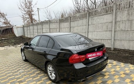 BMW 3 серия, 2011 год, 920 000 рублей, 6 фотография