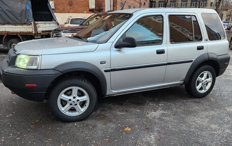 Land Rover Freelander II рестайлинг 2, 2003 год, 600 000 рублей, 11 фотография