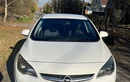 Opel Astra J, 2013 год, 850 000 рублей, 1 фотография