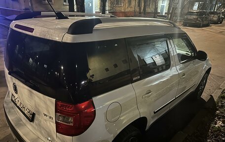 Skoda Yeti I рестайлинг, 2017 год, 1 920 000 рублей, 13 фотография