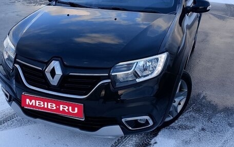 Renault Logan II, 2020 год, 1 330 000 рублей, 11 фотография