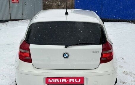 BMW 1 серия, 2011 год, 830 000 рублей, 4 фотография