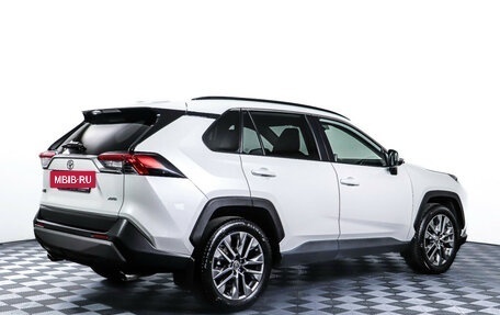 Toyota RAV4, 2021 год, 3 989 000 рублей, 5 фотография