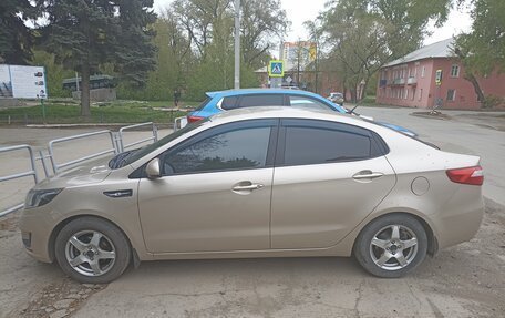 KIA Rio III рестайлинг, 2015 год, 950 000 рублей, 5 фотография