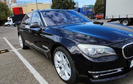 BMW 7 серия, 2010 год, 1 790 000 рублей, 23 фотография