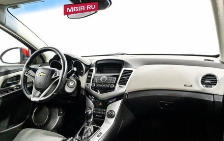 Chevrolet Cruze II, 2012 год, 699 000 рублей, 9 фотография