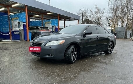 Toyota Camry, 2008 год, 900 000 рублей, 2 фотография