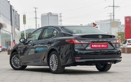 Toyota Camry, 2024 год, 3 715 000 рублей, 5 фотография