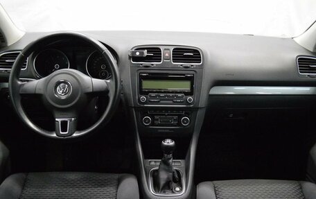 Volkswagen Golf VI, 2011 год, 800 000 рублей, 14 фотография