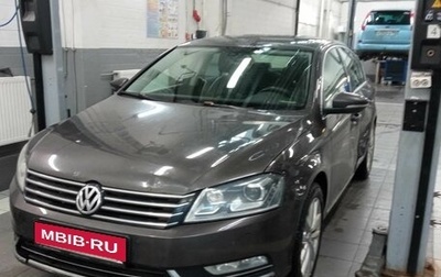 Volkswagen Passat B7, 2012 год, 880 000 рублей, 1 фотография