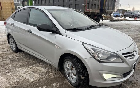 Hyundai Solaris II рестайлинг, 2015 год, 785 000 рублей, 2 фотография