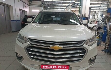 Chevrolet Traverse II, 2018 год, 2 997 000 рублей, 28 фотография