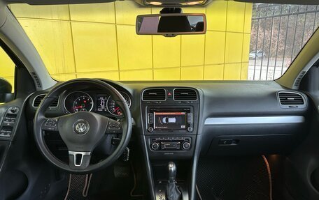 Volkswagen Golf VI, 2011 год, 999 000 рублей, 21 фотография