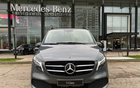 Mercedes-Benz V-Класс, 2023 год, 9 900 000 рублей, 2 фотография