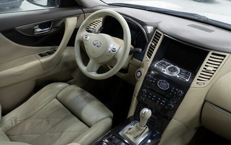 Infiniti FX II, 2008 год, 1 800 000 рублей, 26 фотография