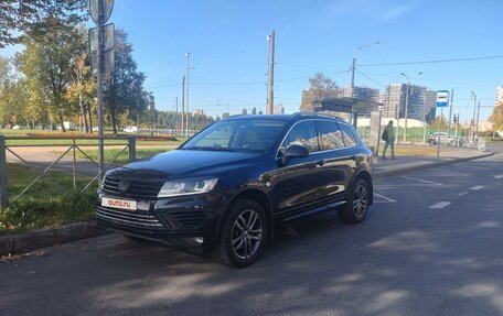 Volkswagen Touareg III, 2018 год, 3 050 000 рублей, 4 фотография